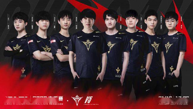 自信和平易 自信和平易